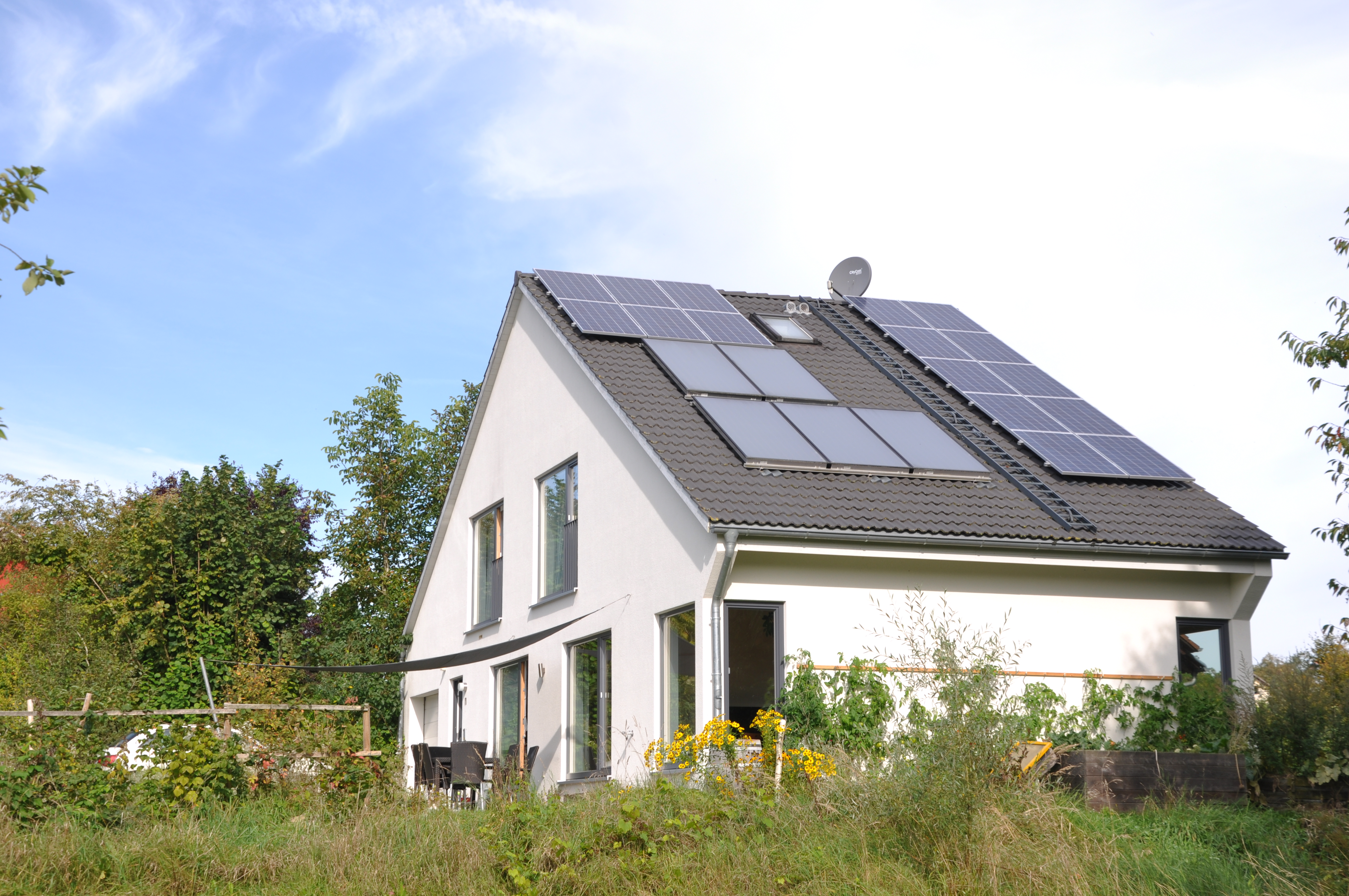 Photovoltaikanlage ungeWOHNlich.net ^ Photovoltaikanlage ungeWOHNlich.net