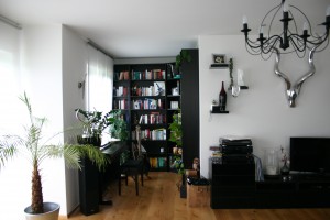 Bibliothek im Haus von Jessica und Bernhard.